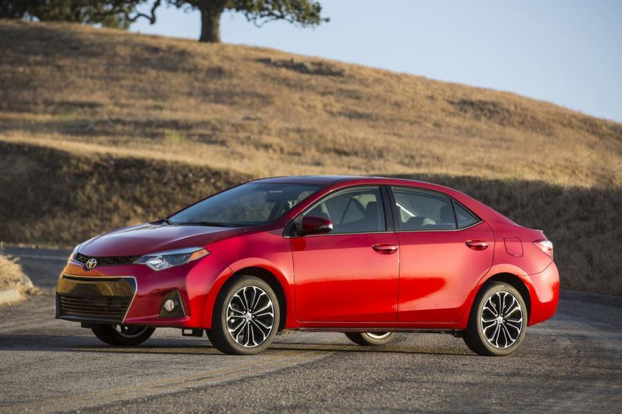  Toyota Corolla 2014 года  (фото 34 из 212)